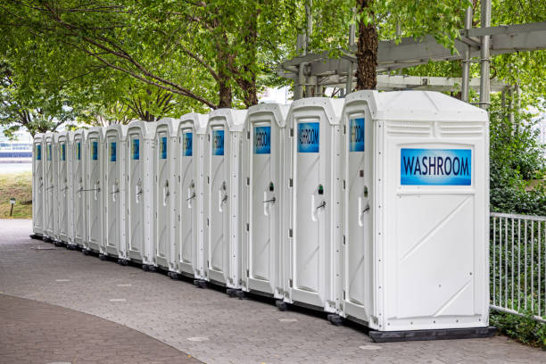 Best Wedding porta potty rental  in Carrollton, OH